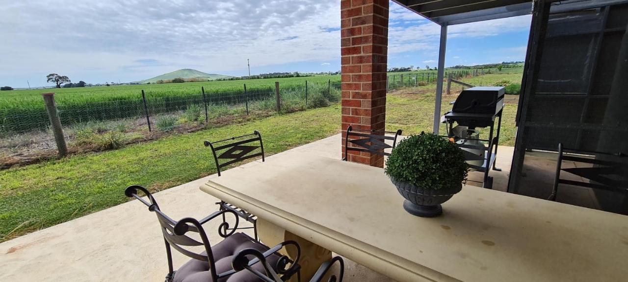 New Horizons Farm Stay Smeaton Екстер'єр фото